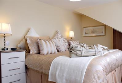SilverSprings double bedroom
