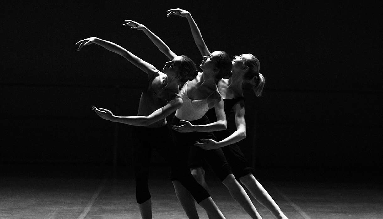 Three women ballet dancing