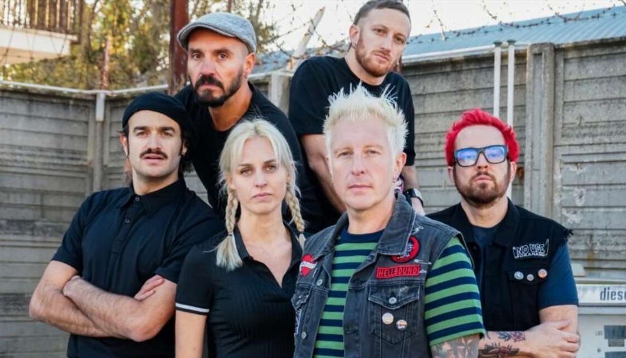 The Cloverhearts (Celtic Punk)