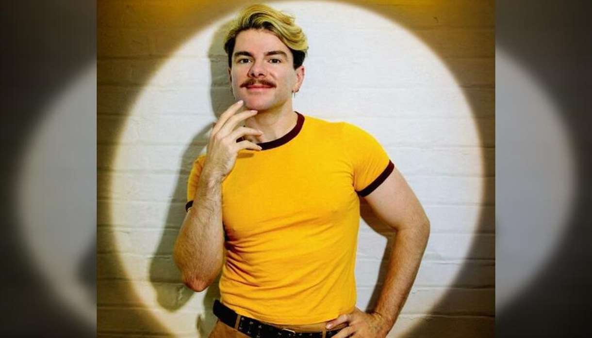 Christopher Hall: Pizazz