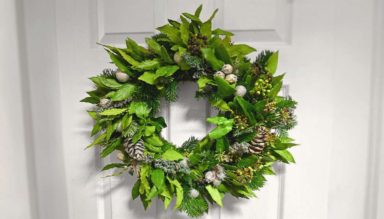 Christmas Wreath-Making with Prosecco