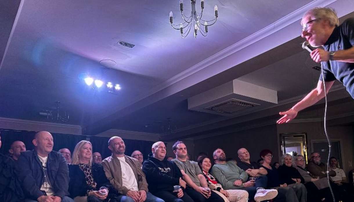 Ian Stone - Looking for the Wow