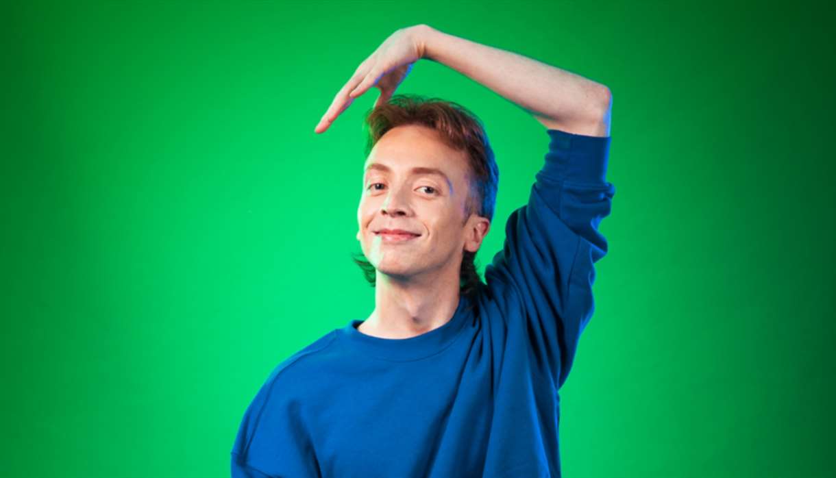 Derek Mitchell: Double Dutch