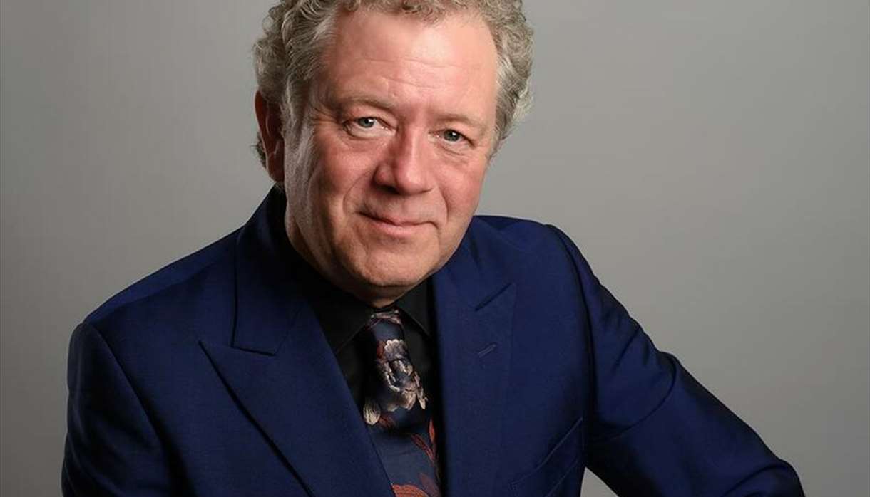Jon Culshaw: Me, Myself & Others