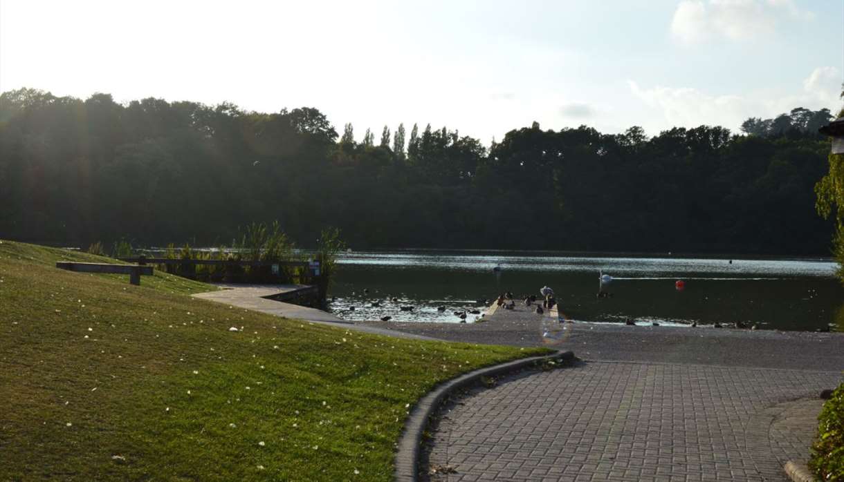 Decoy Country Park pathway