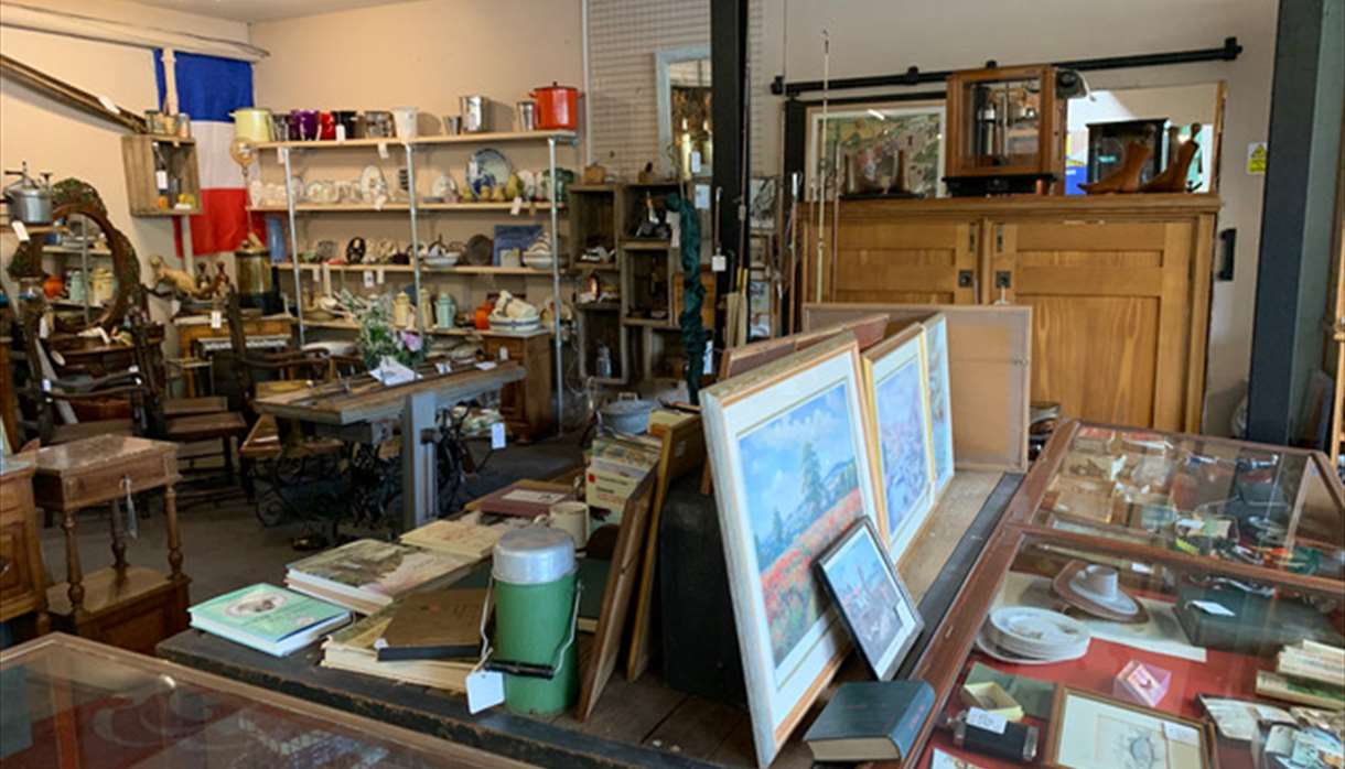 Room filled with antiques and collectables