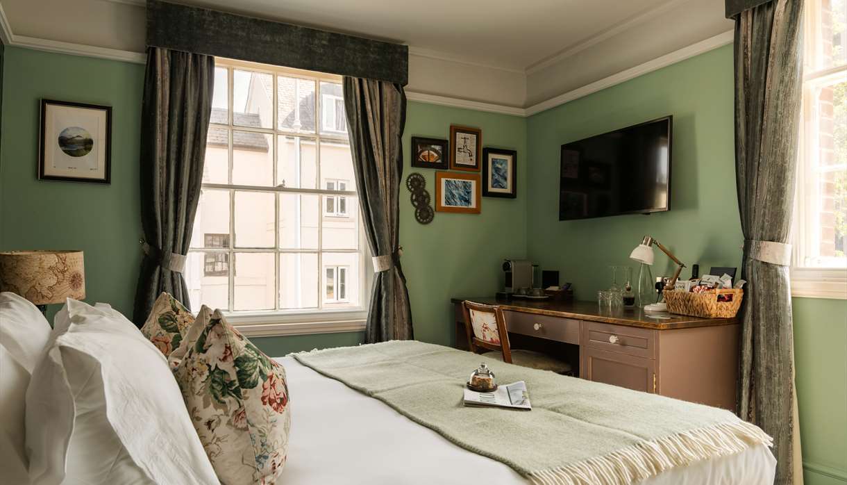 A beautiful room at City Gate Hotel.