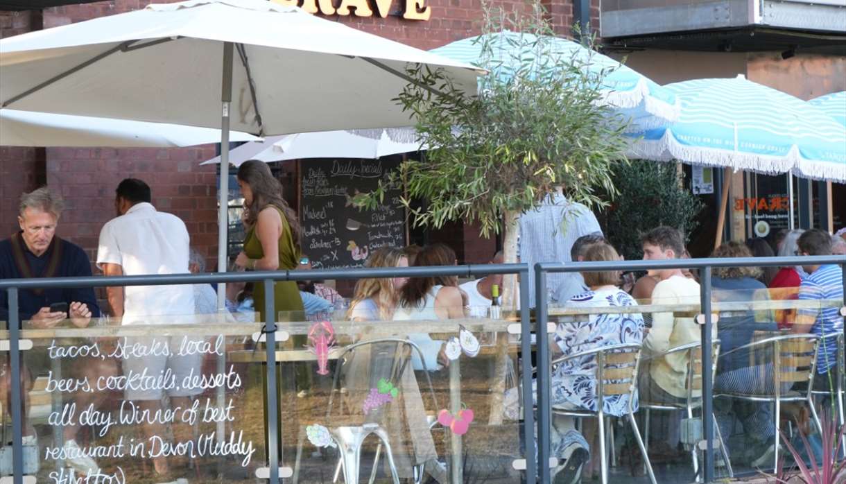Crave Restaurant