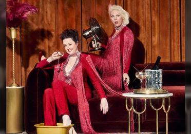 Scummy Mummies: Hot Mess