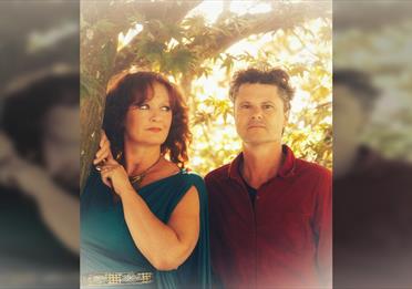 Kathryn Roberts & Sean Lakeman
