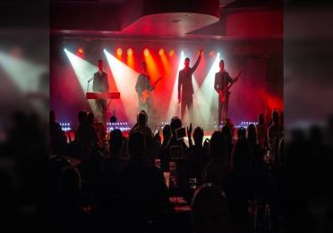 The Jersey Beats - Oh What A Nite!