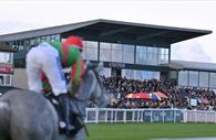 Racing at Exeter Racecourse