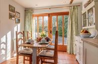 Holiday Cottages dining area