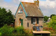 Topsham Lock Keepers Cottage (c) Gary Mackley-Smith