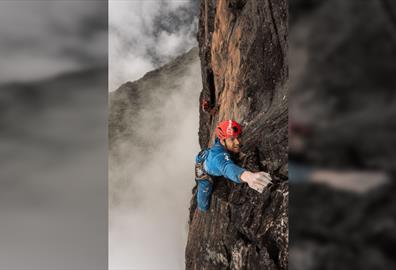 Leo Houlding -- Closer to the Edge