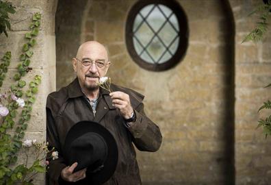 Ian Anderson presents Christmas with Jethro Tull