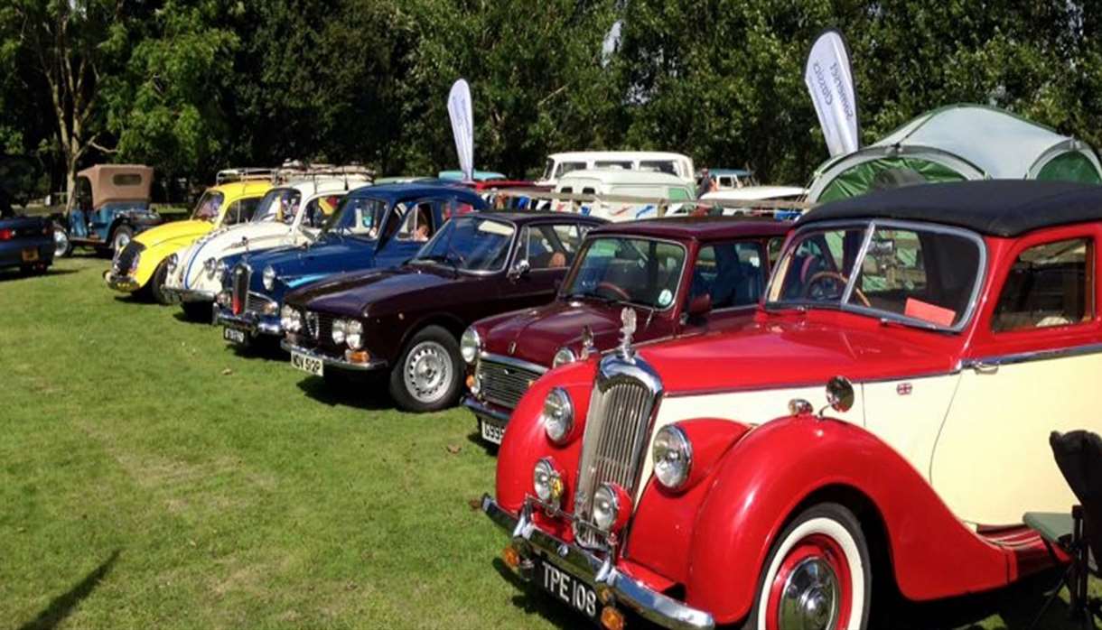 Classic & Vintage Vehicle Rally at World of Country Life