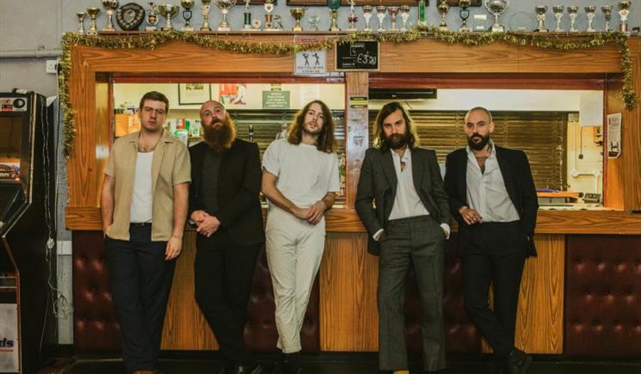 Idles at Eden