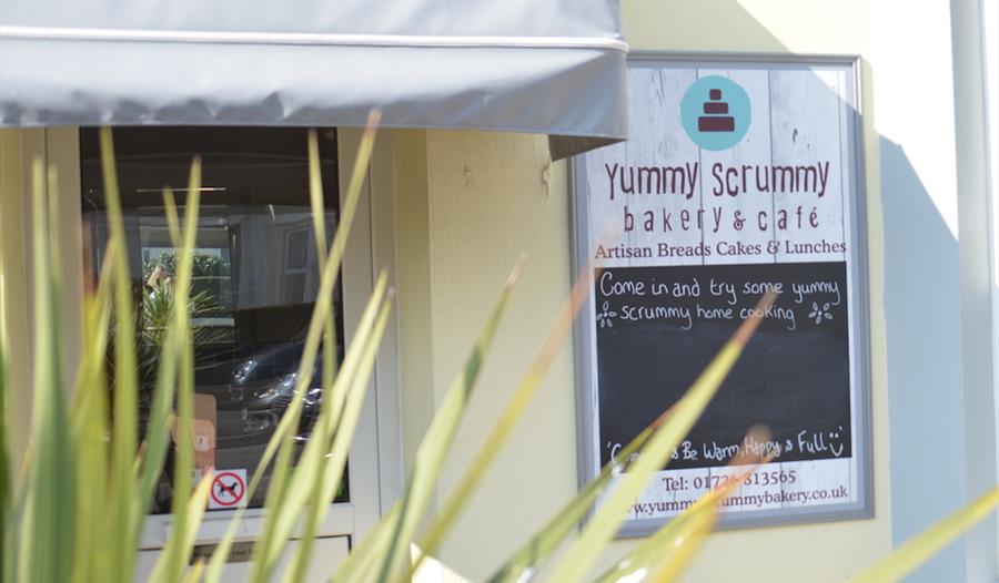Yummy Scrummy Cafe