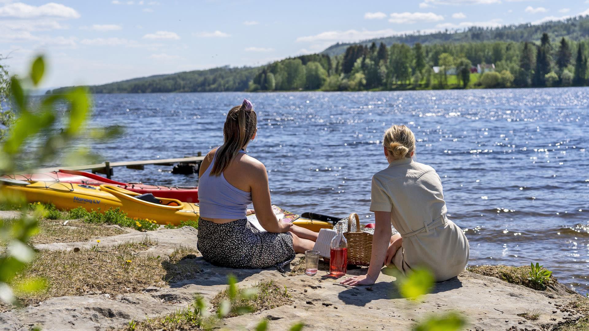Piknik på Nes og Helgøya
