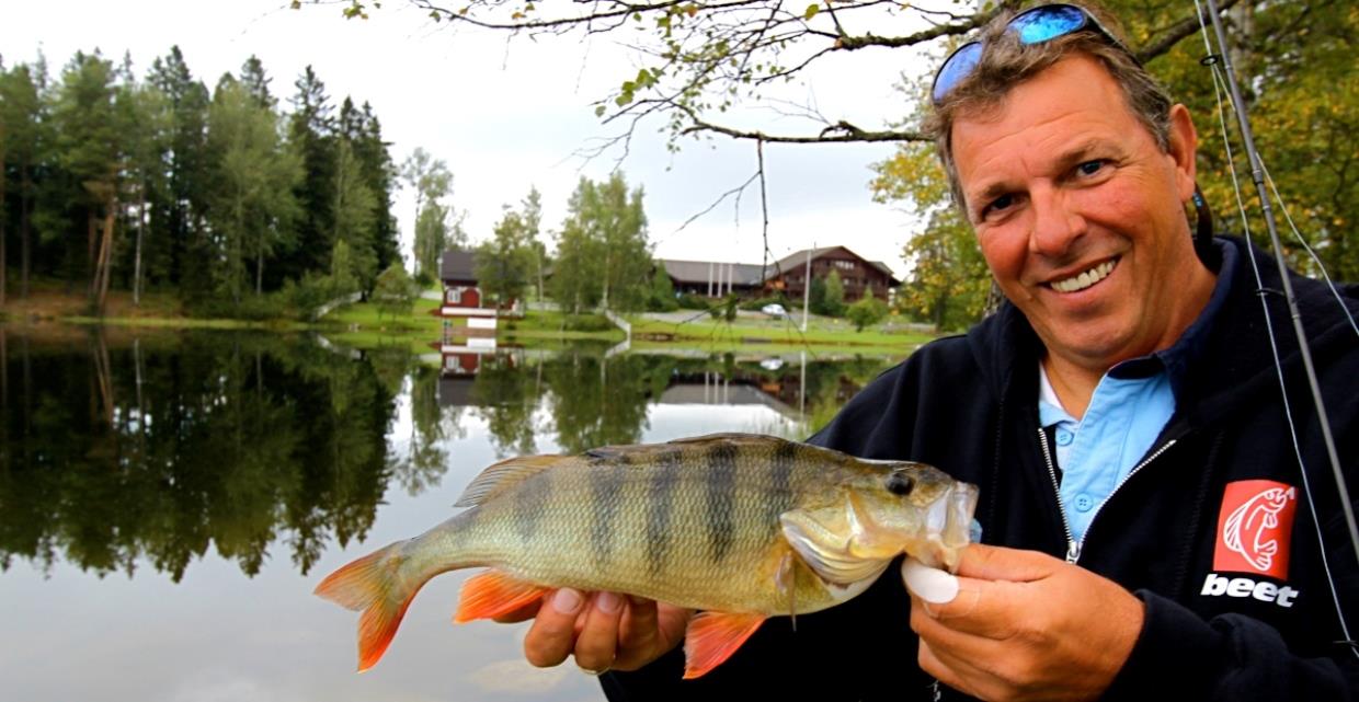 GJO - Gallery - Fishing - Accommodation close to fishing spots - Hotels - Toten Hotel Sillongen toine with perch