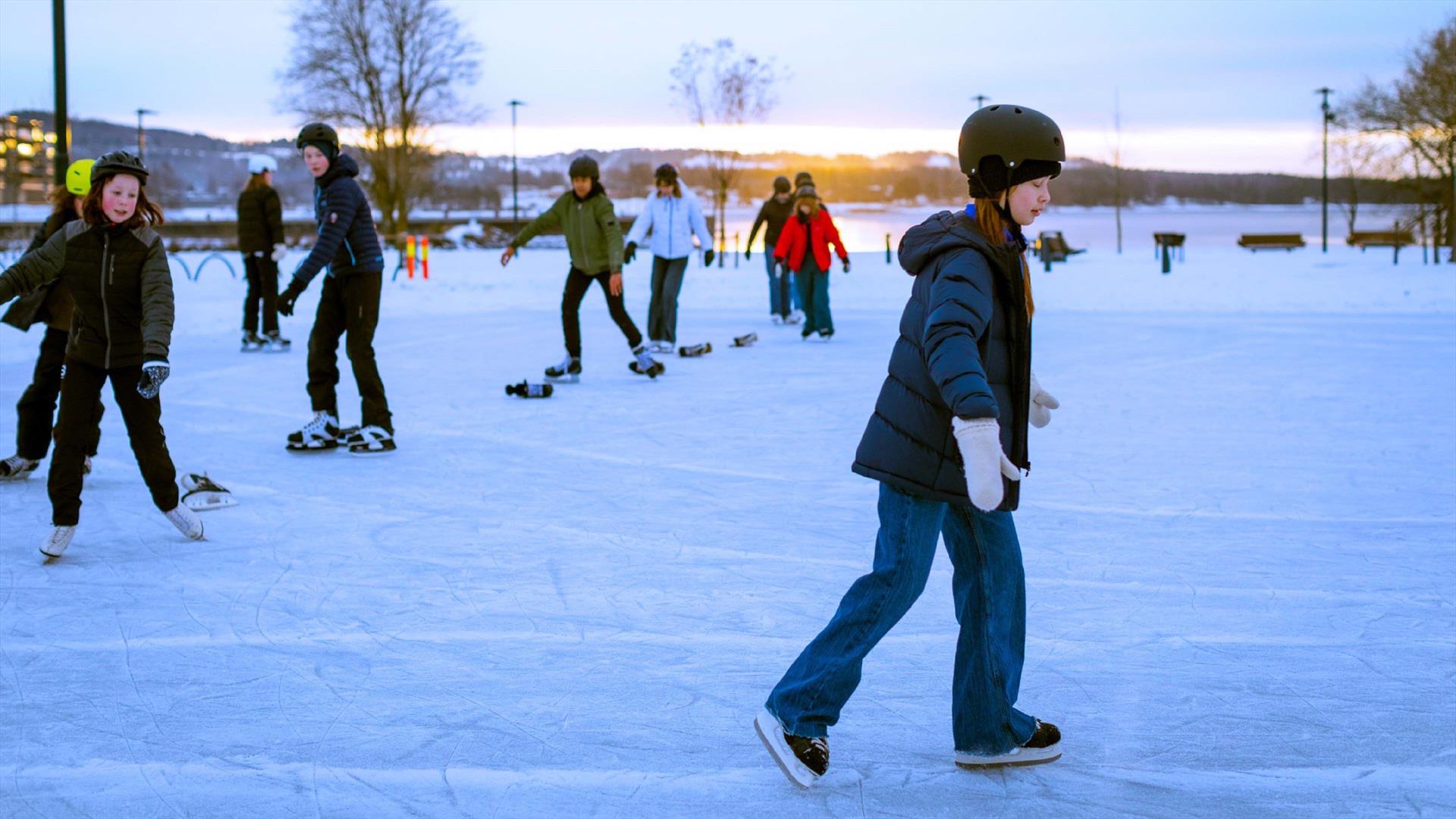 Ice skating in Ringsaker