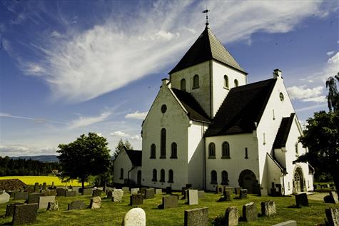 Ås Kirche