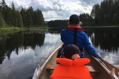Familiepadling i Kynna, Finnskogen Adventures