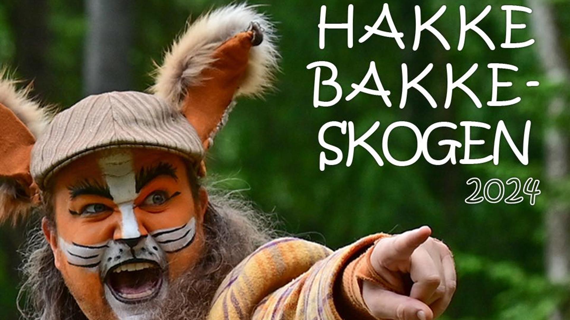 Mikkel rev og de andre dyrene i Hakkebakkeskogen ønsker velkommen til vandreteater i Bassengparken