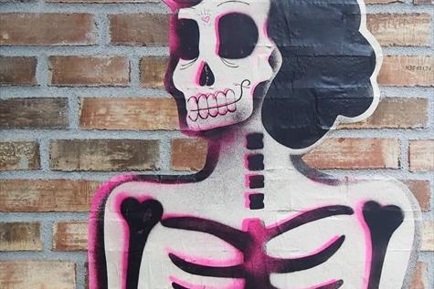 Utstillingsåpning: Pink Boneyard