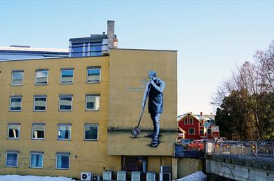 Street Art: The craftsman in Gjøvik