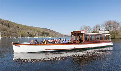 Cross-lake shuttle