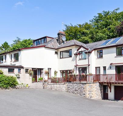 Exterior and Drive at The Glen Guest House in Oxenholme, Cumbria