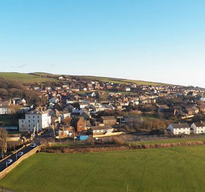 St Bees Village. Photo: Doug Sim, CC BY-SA 3.0 <https://creativecommons.org/licenses/by-sa/3.0>, via Wikimedia Commons
