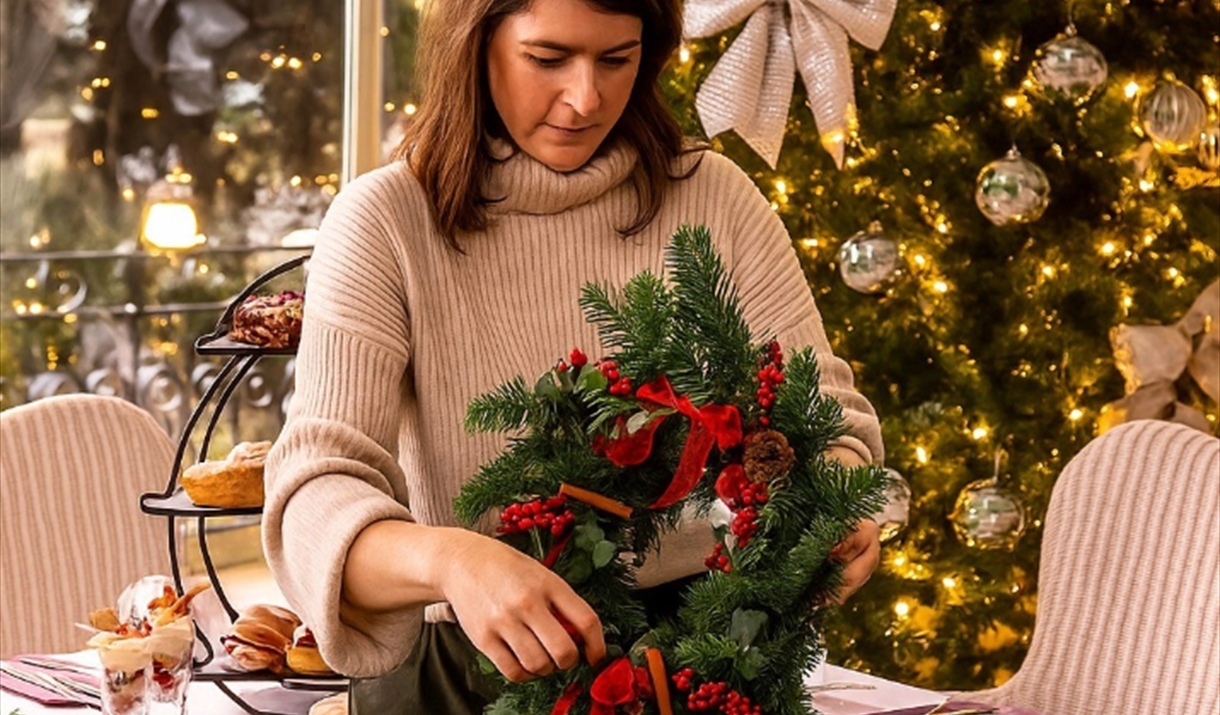 Christmas Wreath Crafting & Festive Feast