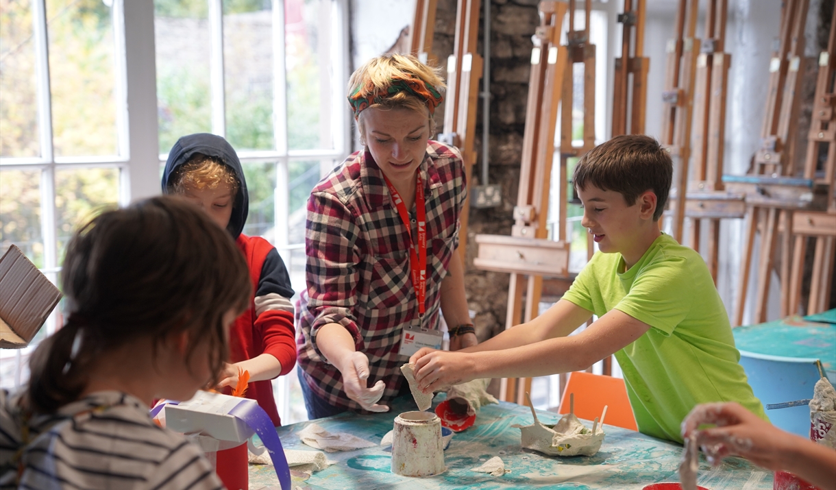 Art Adventures: Young Open (7-11 Years)