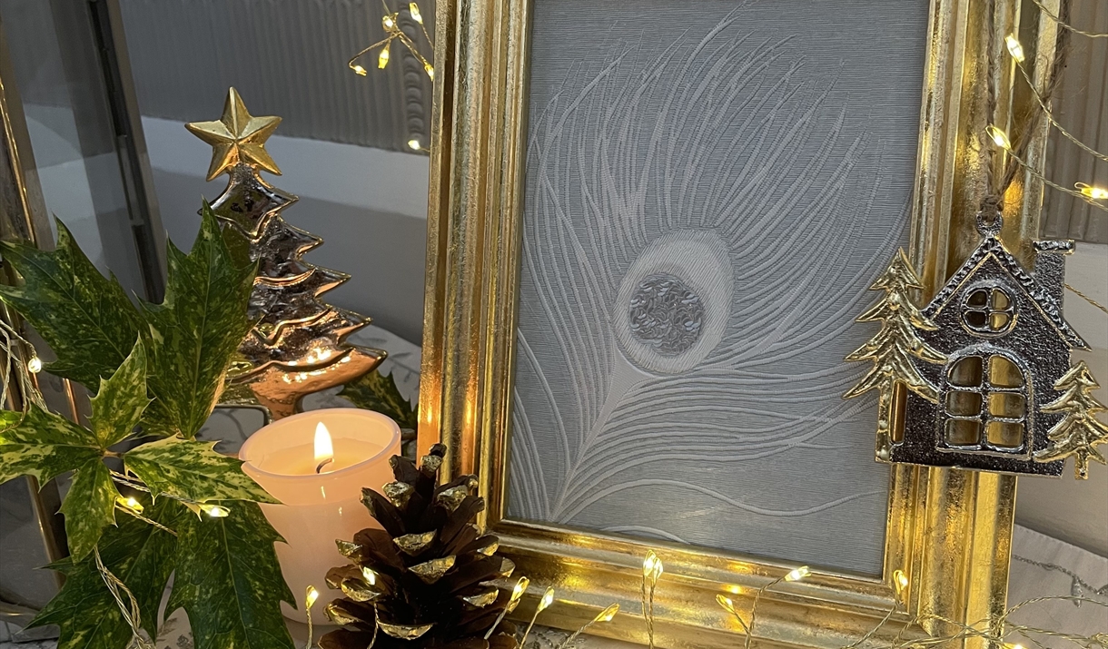 Festive Gilding at The Kirkgate Arts and Heritage Centre
