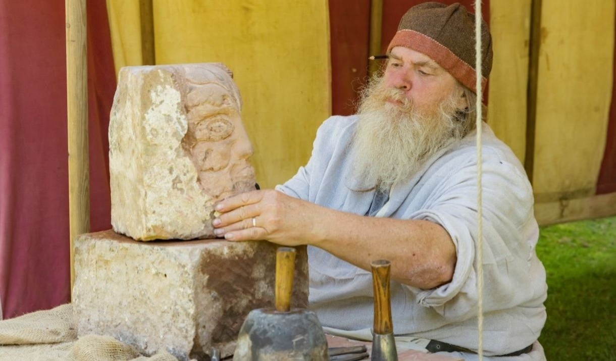 Tony Crellin Stone Sculptor