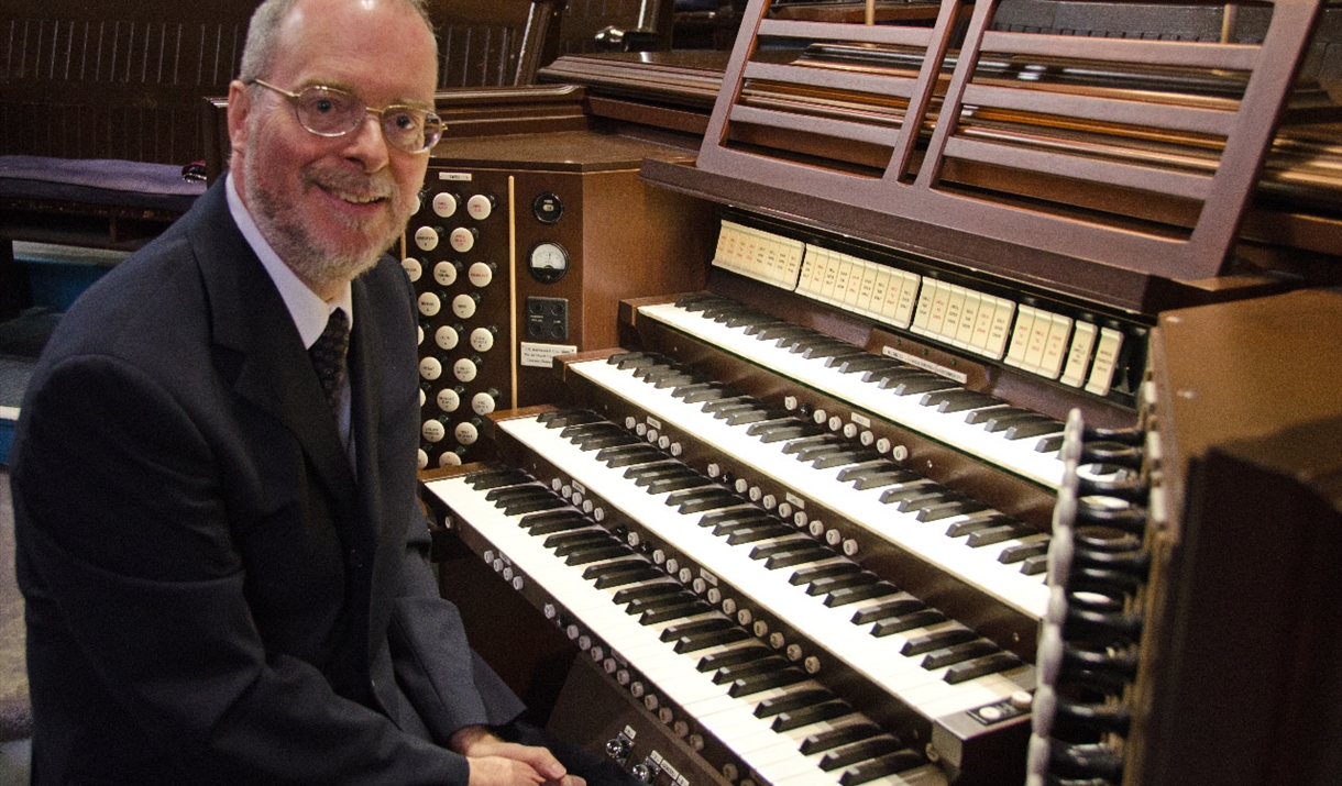 Organ Recital with Phillip Crozier