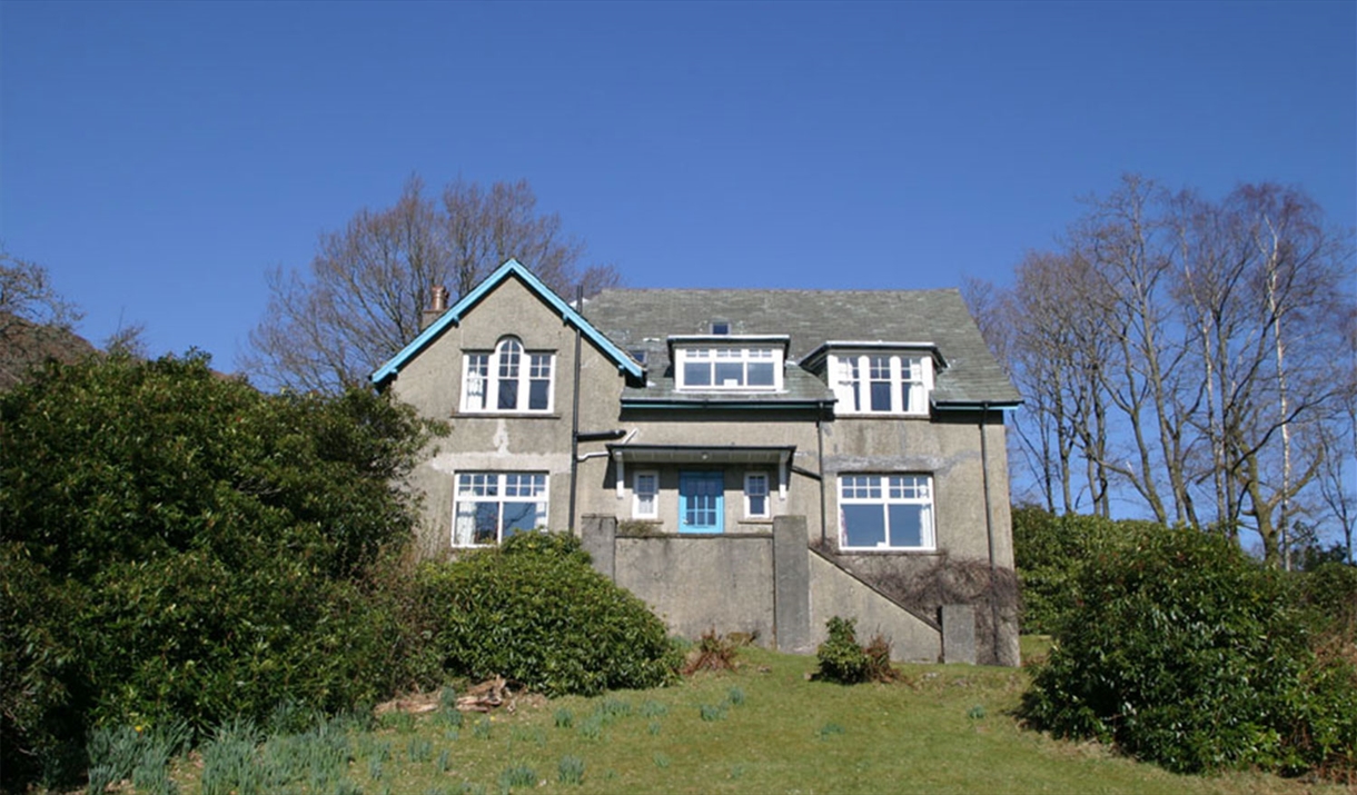 Exterior and Front Garden at The Coppice in Manesty, Lake District