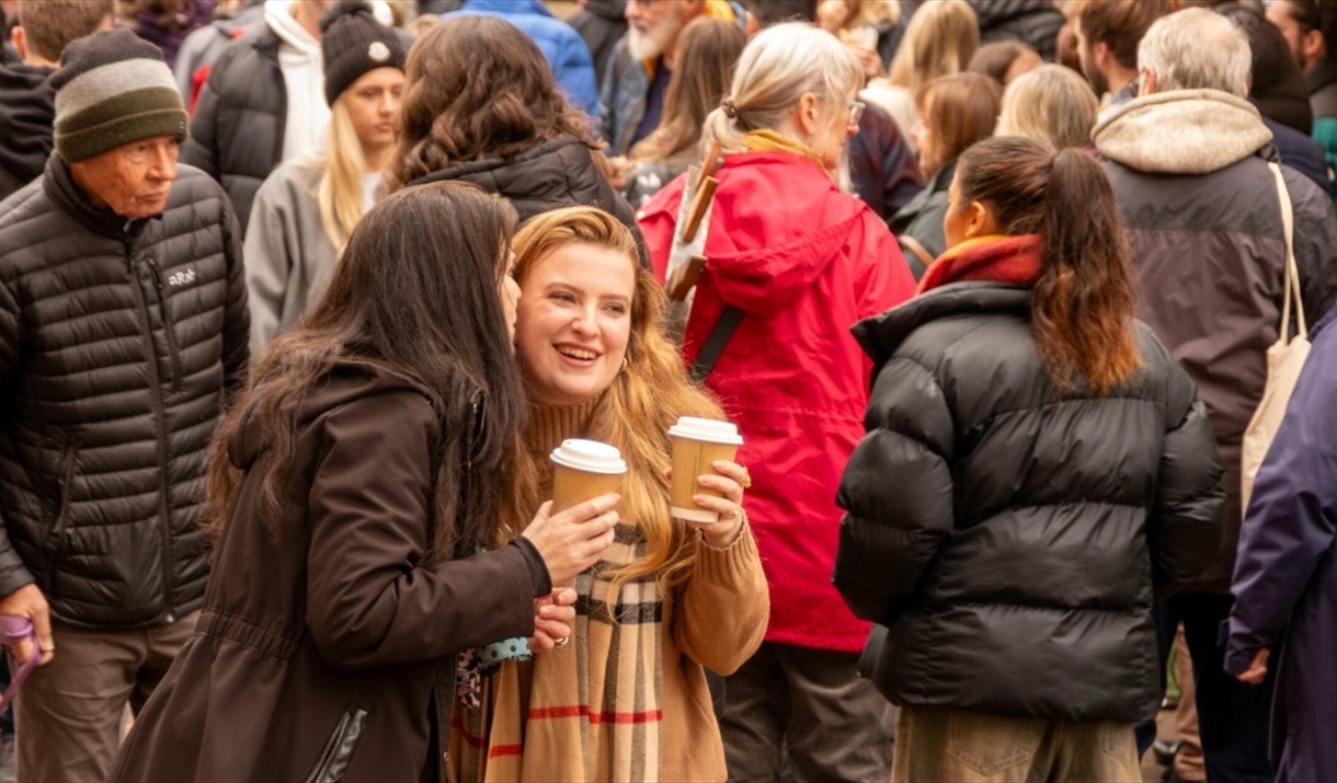 A winter market full of people