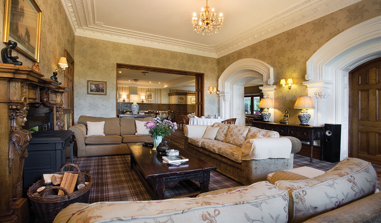 Yewfield Lounge