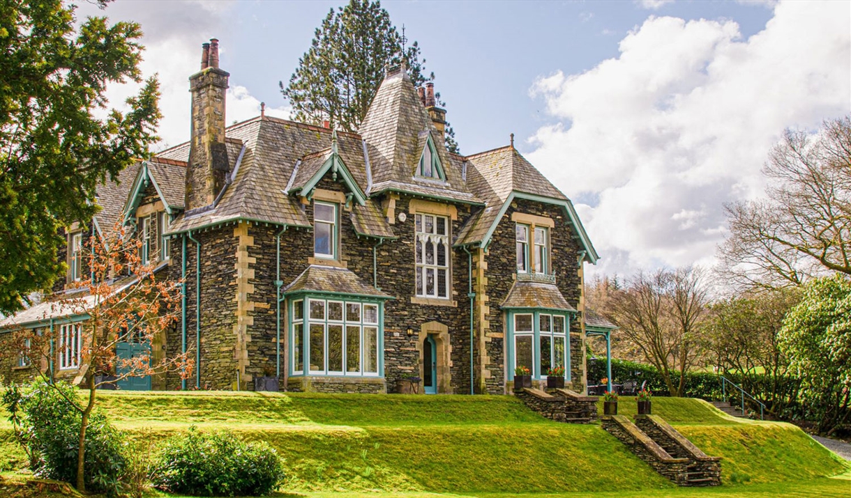 Birkdale House