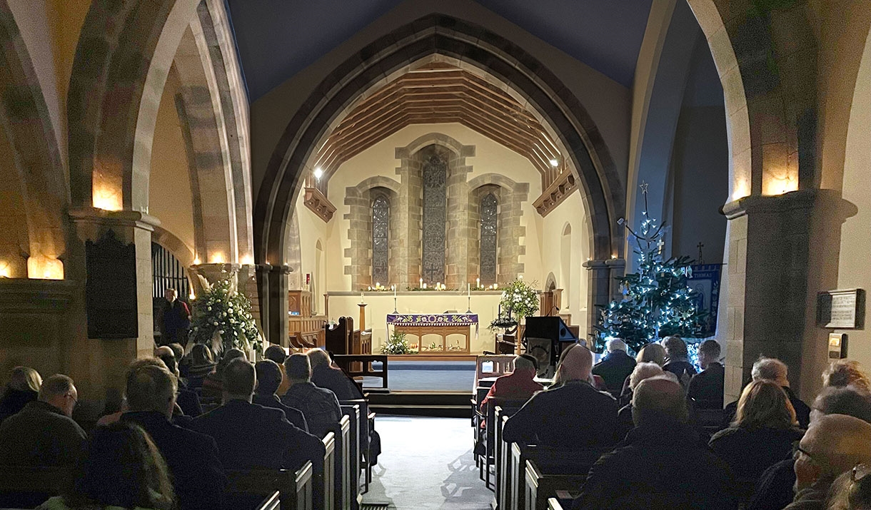 Traditional service of lessons and carols by candlelight