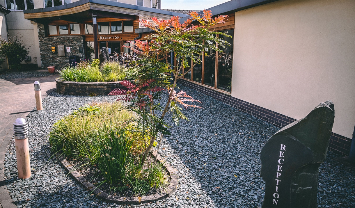 Exterior at Best Western Plus Castle Inn Hotel in Bassenthwaite, Lake District