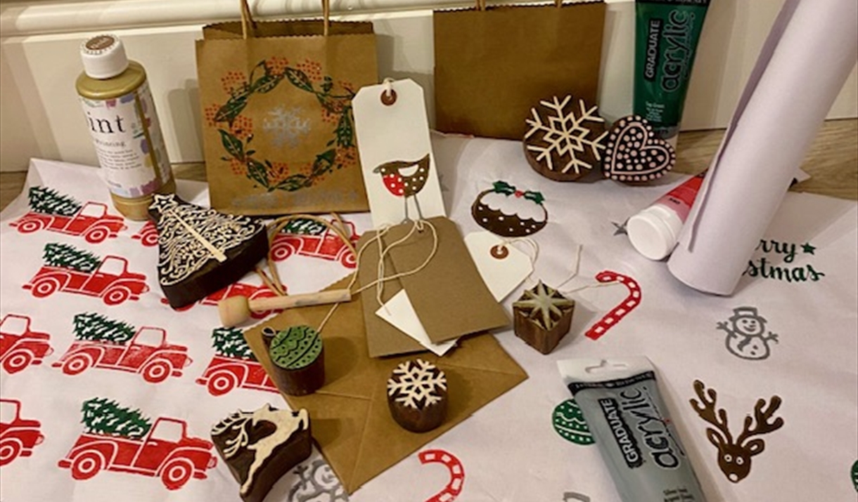 Block Print Your Own Christmas Stationery