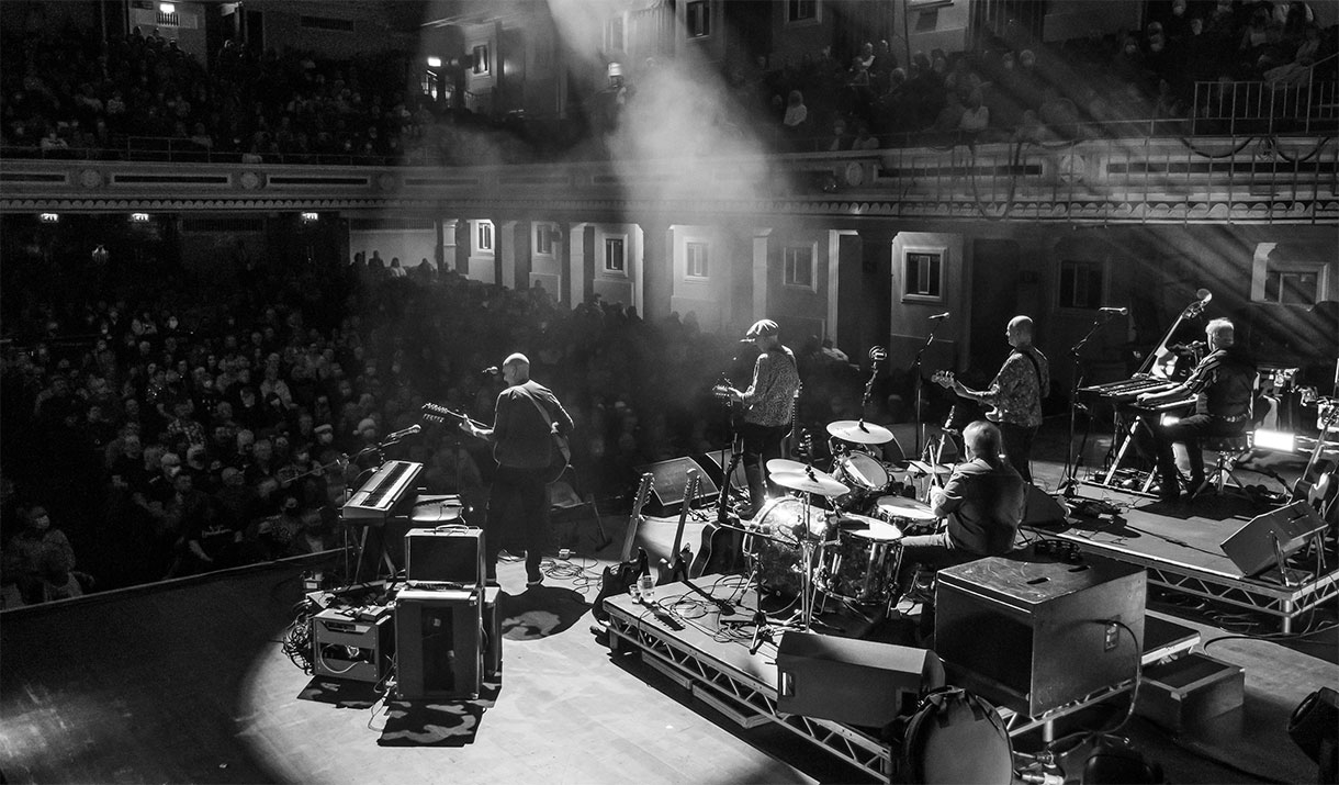 Lindisfarne at Brewery Arts