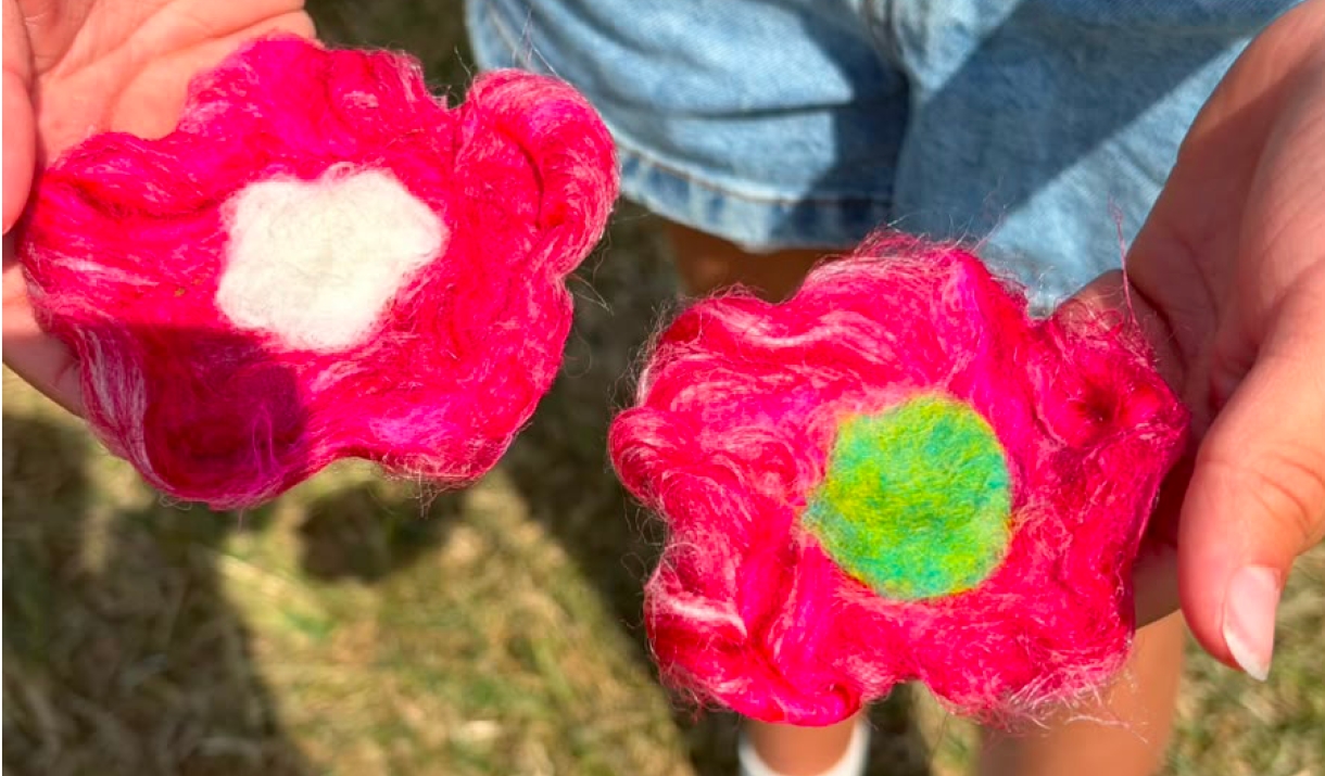 Felted flower crafts.