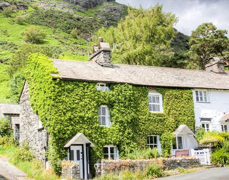 Exterior and greenery at 1 Far End Cottages in Coniston, Lake District
