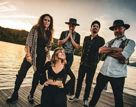 Photo of Meetwood Flac